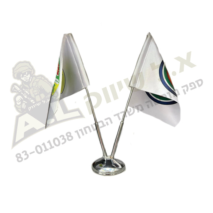 דגלון על מעמד ניקל